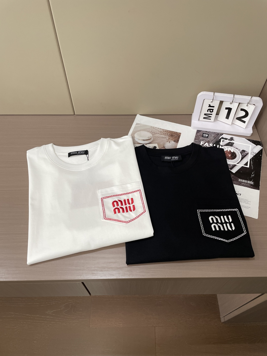 miumiu官网同款 官网同款 官网同款⚠️重磅推荐！2026ss夏装新品 专柜在售 最新系列图案log