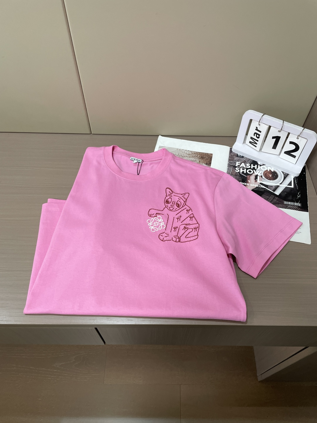Loewe 官网同款 官网同款 官网同款⚠️重磅推荐！2026ss夏装新品 专柜在售 最新系列图案log
