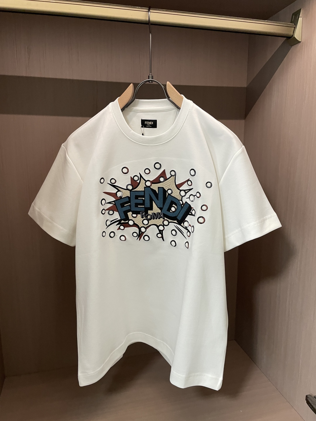 FD 官网同款 官网同款 官网同款⚠️重磅推荐！2026ss夏装新品 专柜在售 最新系列图案logo短袖
