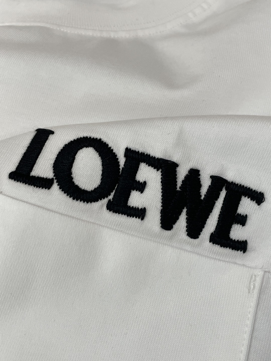 Loewe 官网同款 官网同款 官网同款⚠️重磅推荐！2026ss夏装新品 专柜在售 最新系列图案log