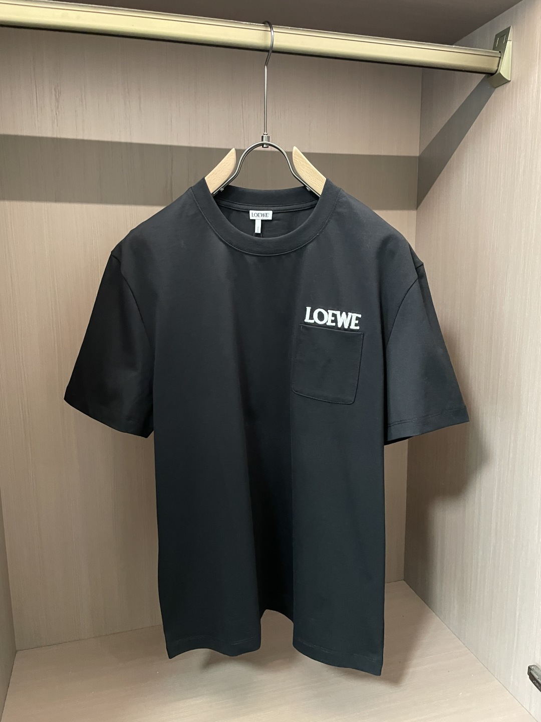 Loewe 官网同款 官网同款 官网同款⚠️重磅推荐！2026ss夏装新品 专柜在售 最新系列图案log