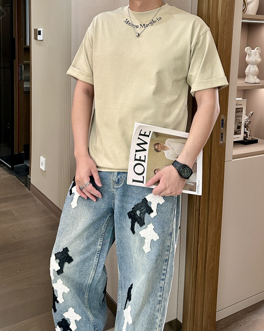 马吉拉 2026春夏款/官网同步面料采用重磅纯棉精梳棉面料，OS宽松版型，上身版型超正！日常百搭，衣橱必
