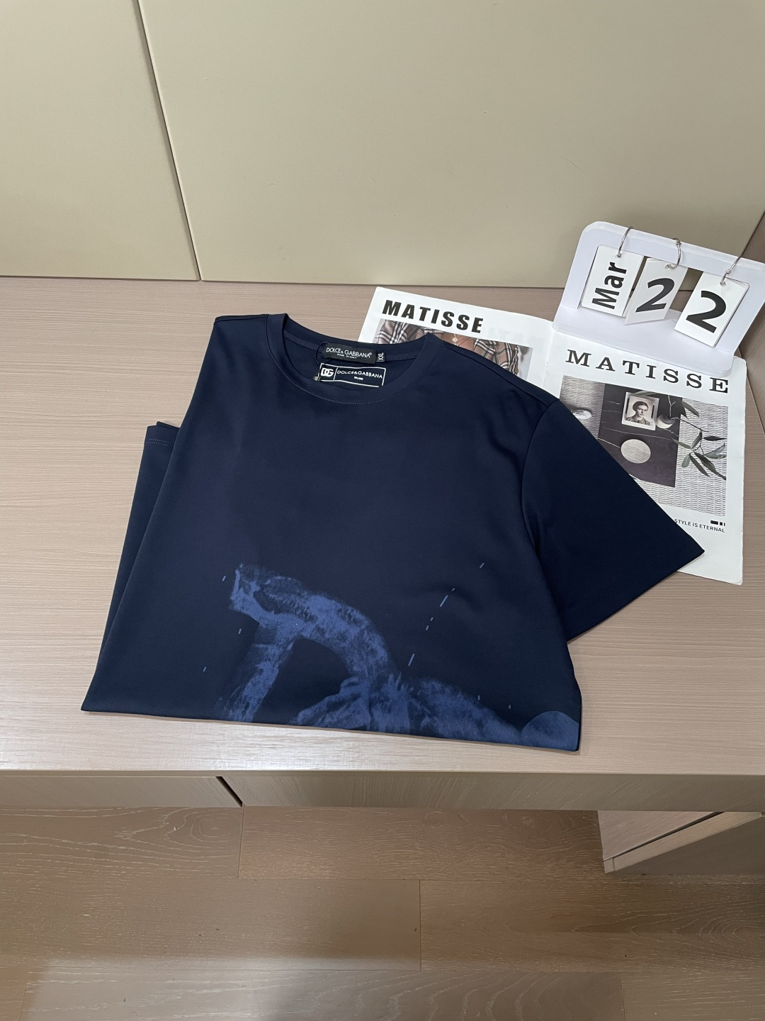 DG 2026 春夏新款男士短袖T恤，全新升级百搭基础款，低调奢华，品格之选！甄选进口丝光棉打造而成，吸