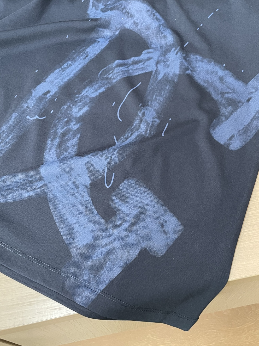 DG 2026 春夏新款男士短袖T恤，全新升级百搭基础款，低调奢华，品格之选！甄选进口丝光棉打造而成，吸