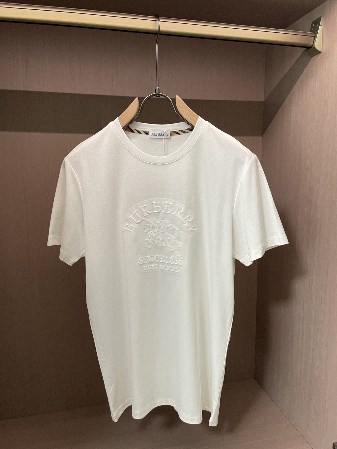 · Bur 2026 春夏新款男士短袖T恤，全新升级百搭基础款，低调奢华，品格之选！甄选进口丝光棉打造而