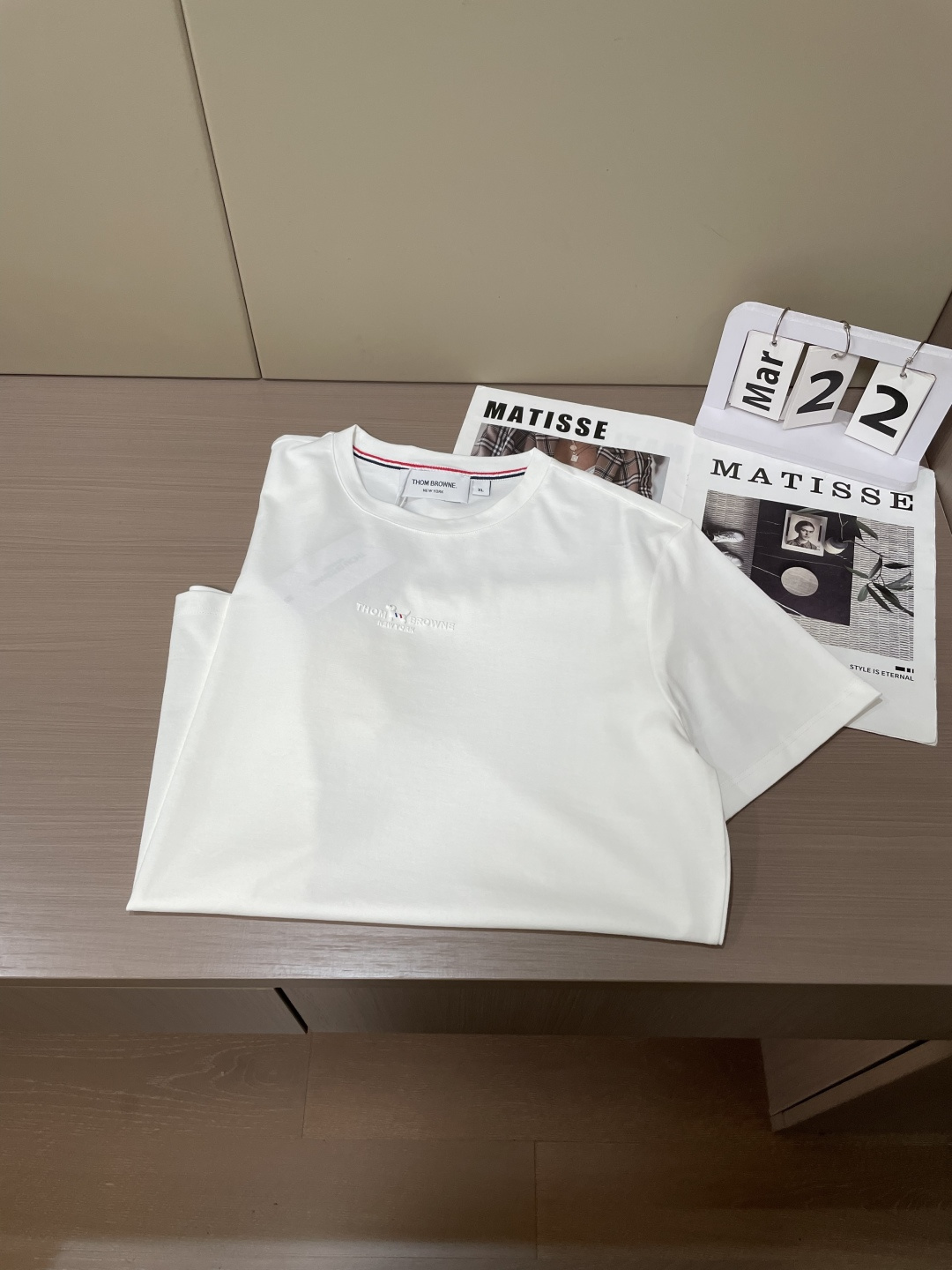 · TB 2026 春夏新款男士短袖T恤，全新升级百搭基础款，低调奢华，品格之选！甄选进口丝光棉打造而成