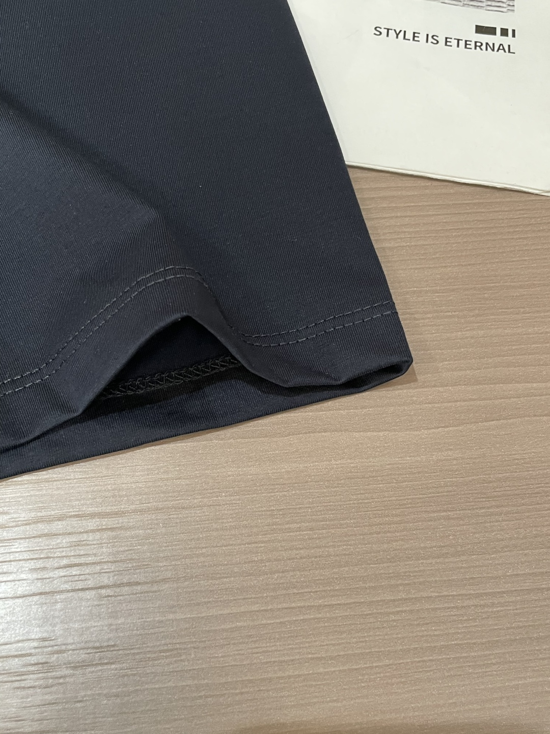 D奥 2026 春夏新款男士短袖T恤，全新升级百搭基础款，低调奢华，品格之选！甄选进口丝光棉打造而成，吸