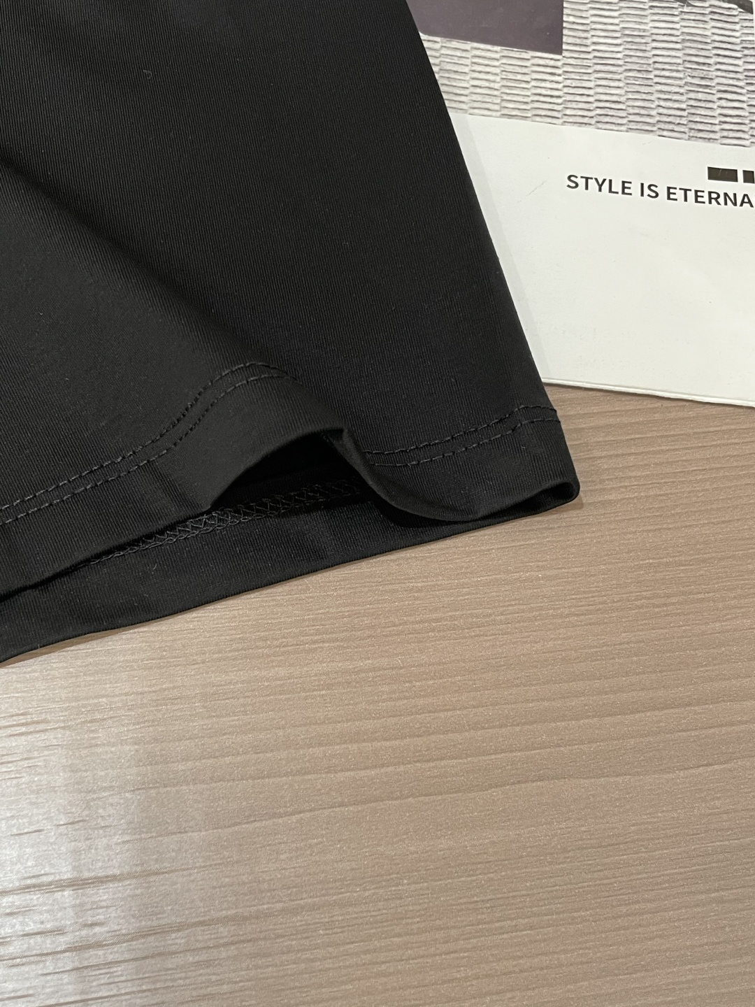 D奥 2026 春夏新款男士短袖T恤，全新升级百搭基础款，低调奢华，品格之选！甄选进口丝光棉打造而成，吸