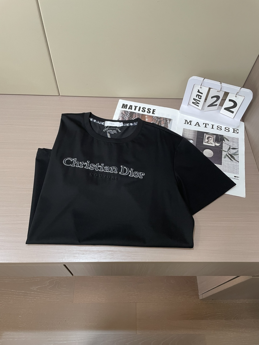 D奥 2026 春夏新款男士短袖T恤，全新升级百搭基础款，低调奢华，品格之选！甄选进口丝光棉打造而成，吸