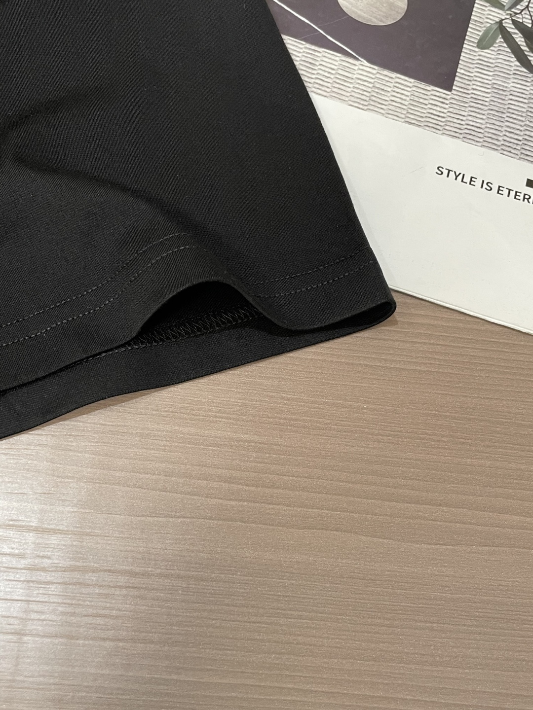 TF 2026 春夏新款男士短袖T恤，全新升级百搭基础款，低调奢华，品格之选！甄选进口丝光棉打造而成，吸