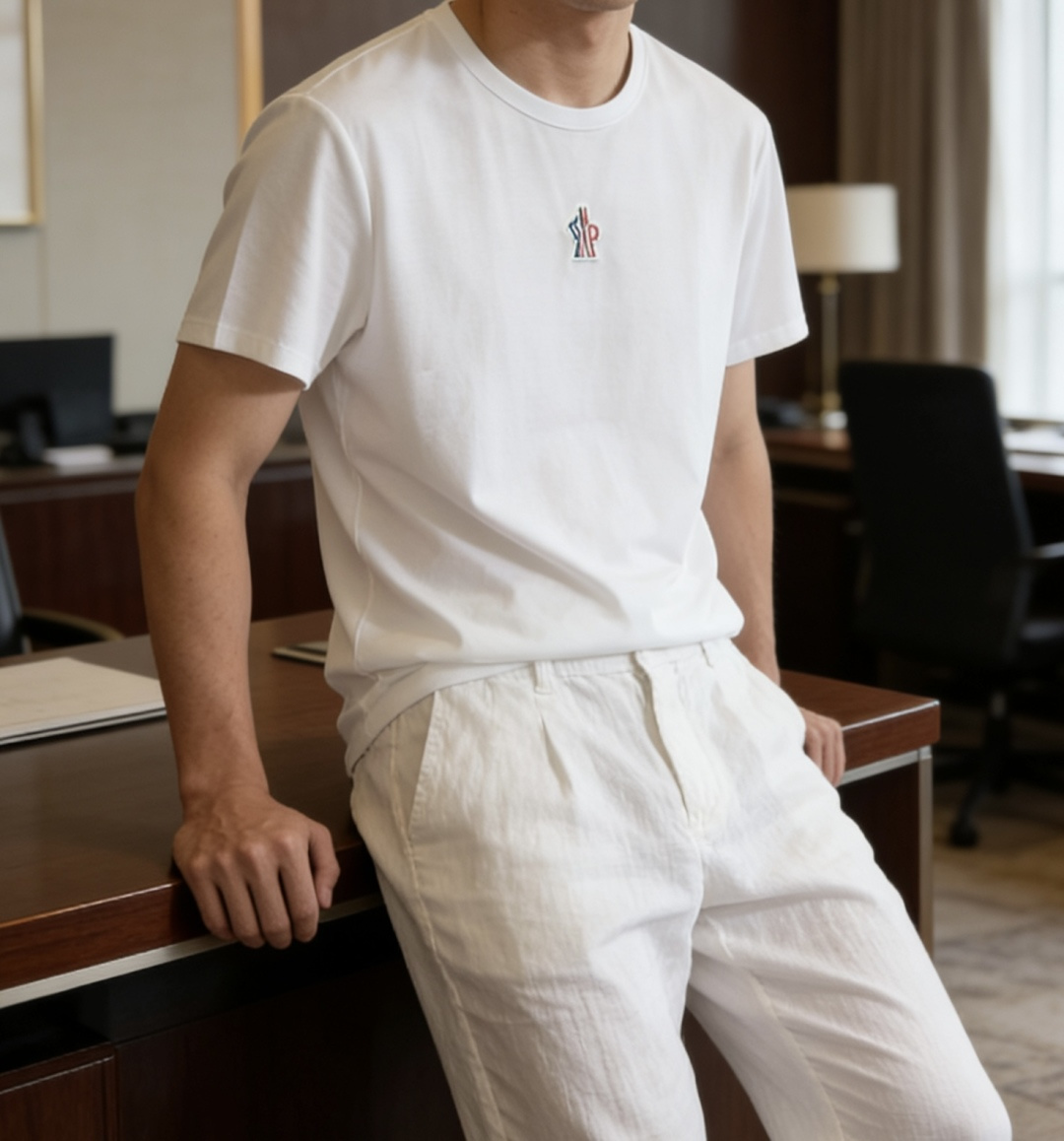 蒙口 2026 春夏新款男士短袖T恤，全新升级百搭基础款，低调奢华，品格之选！甄选进口丝光棉打造而成，吸