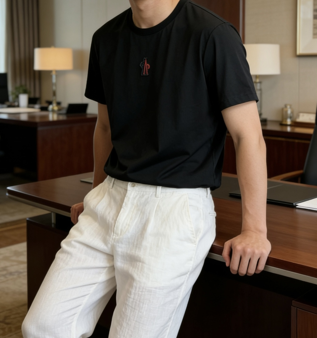 蒙口 2026 春夏新款男士短袖T恤，全新升级百搭基础款，低调奢华，品格之选！甄选进口丝光棉打造而成，吸