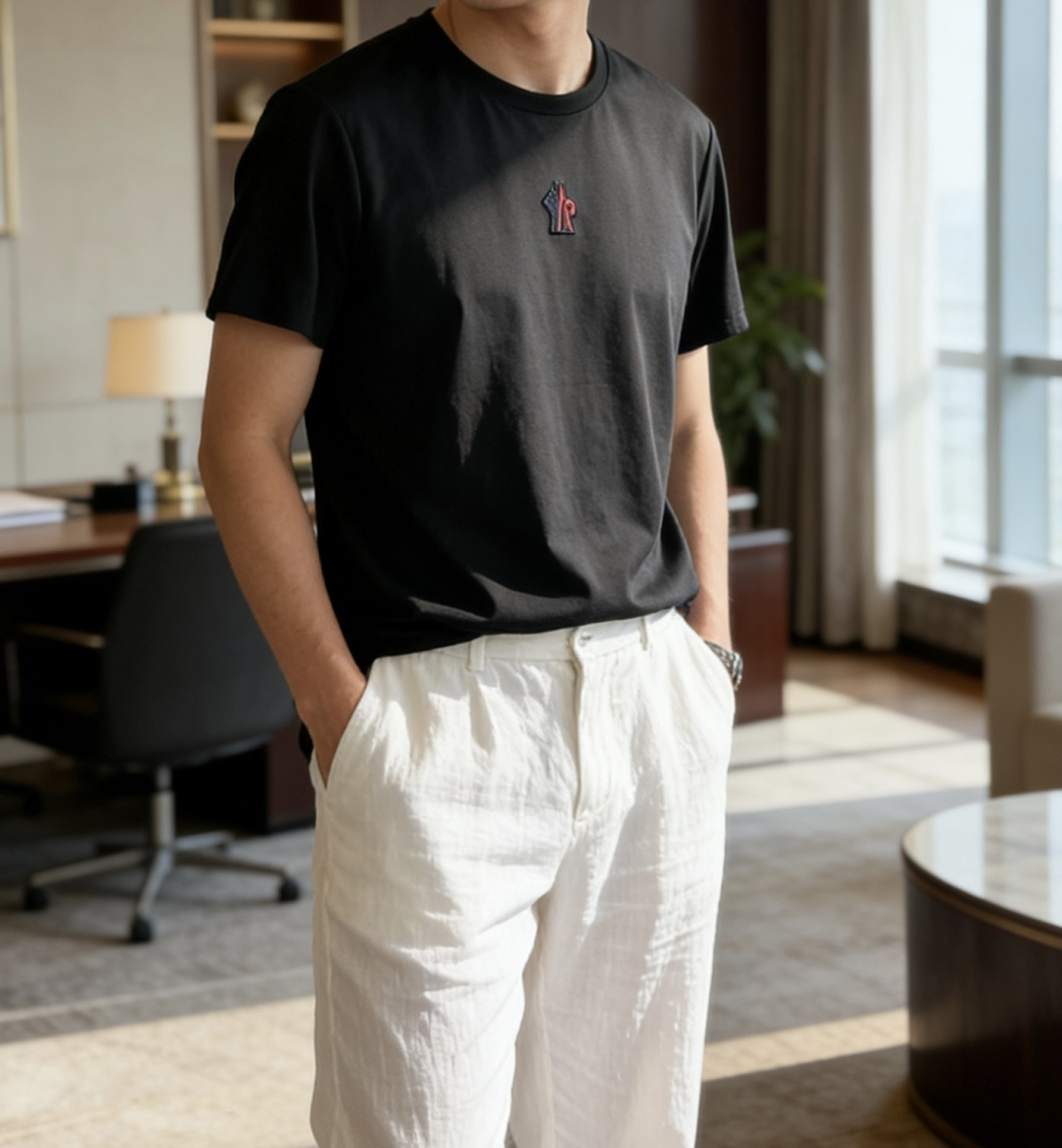 蒙口 2026 春夏新款男士短袖T恤，全新升级百搭基础款，低调奢华，品格之选！甄选进口丝光棉打造而成，吸