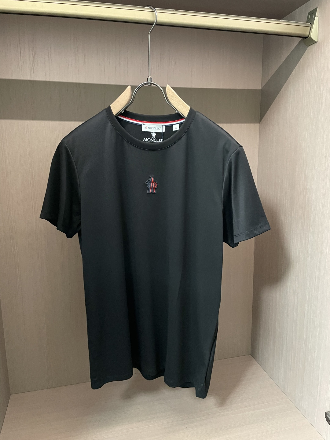 蒙口 2026 春夏新款男士短袖T恤，全新升级百搭基础款，低调奢华，品格之选！甄选进口丝光棉打造而成，吸