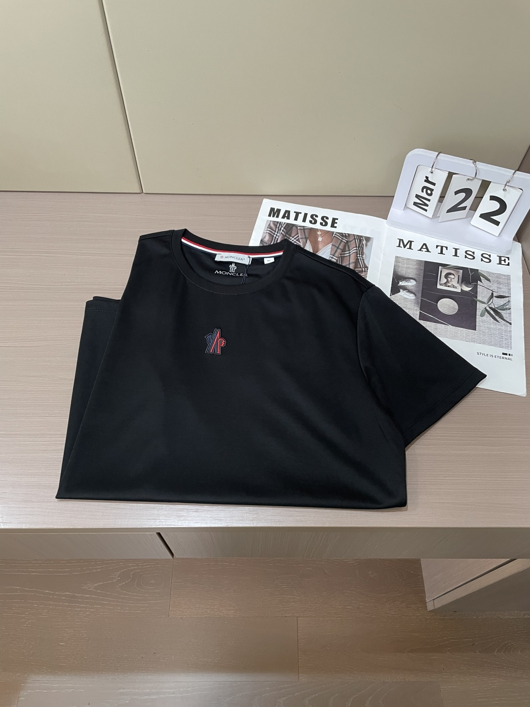 蒙口 2026 春夏新款男士短袖T恤，全新升级百搭基础款，低调奢华，品格之选！甄选进口丝光棉打造而成，吸