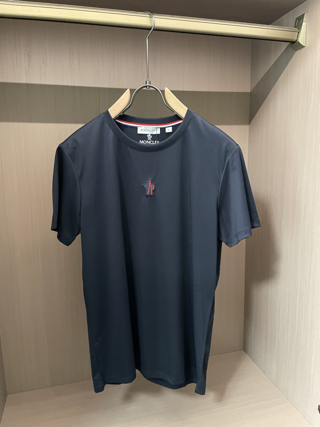 蒙口 2026 春夏新款男士短袖T恤，全新升级百搭基础款，低调奢华，品格之选！甄选进口丝光棉打造而成，吸