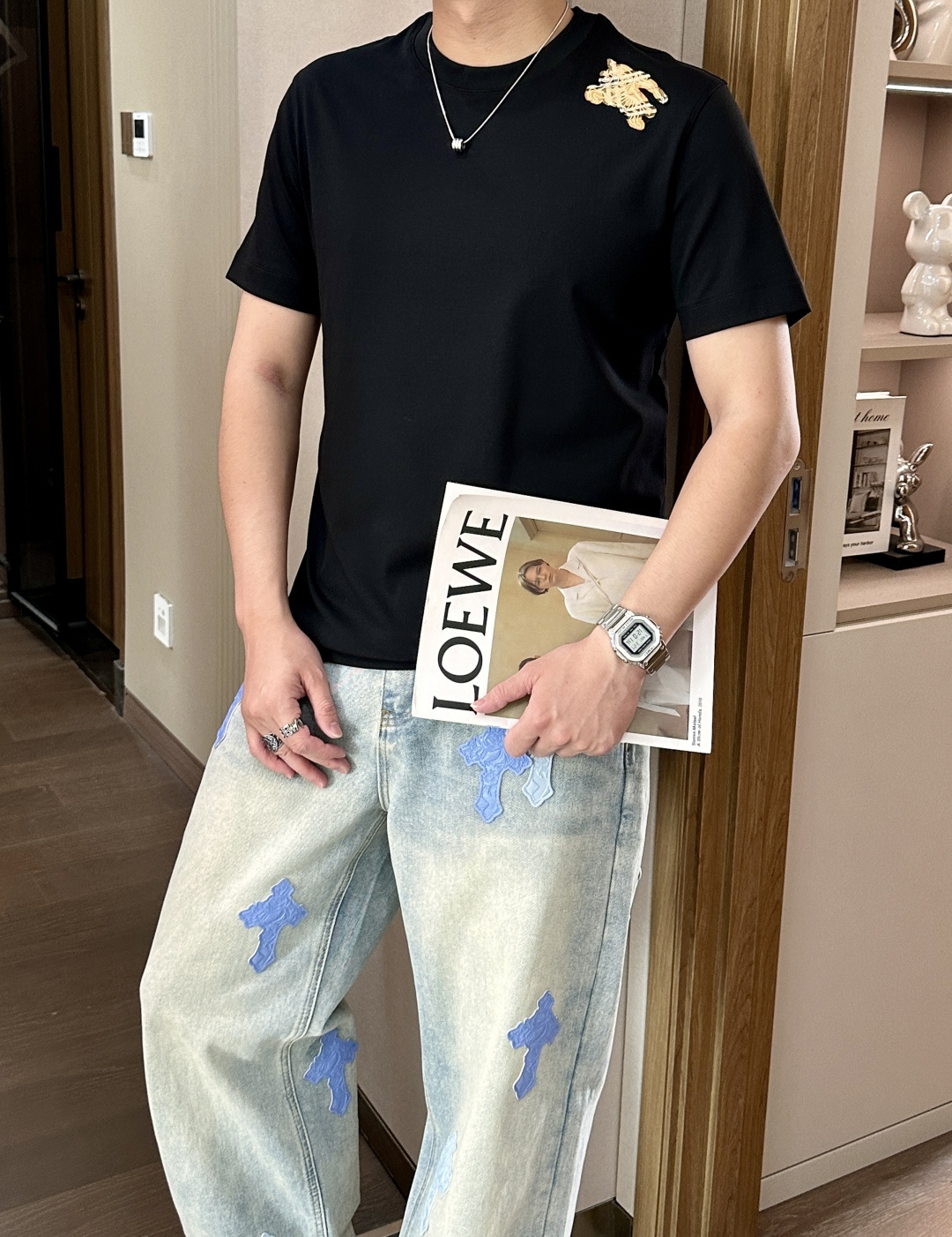 · Bur 2026春夏新款首发专柜最新款短袖圆领T恤 高端订制 设计前卫时尚！品牌logo重工艺设计 