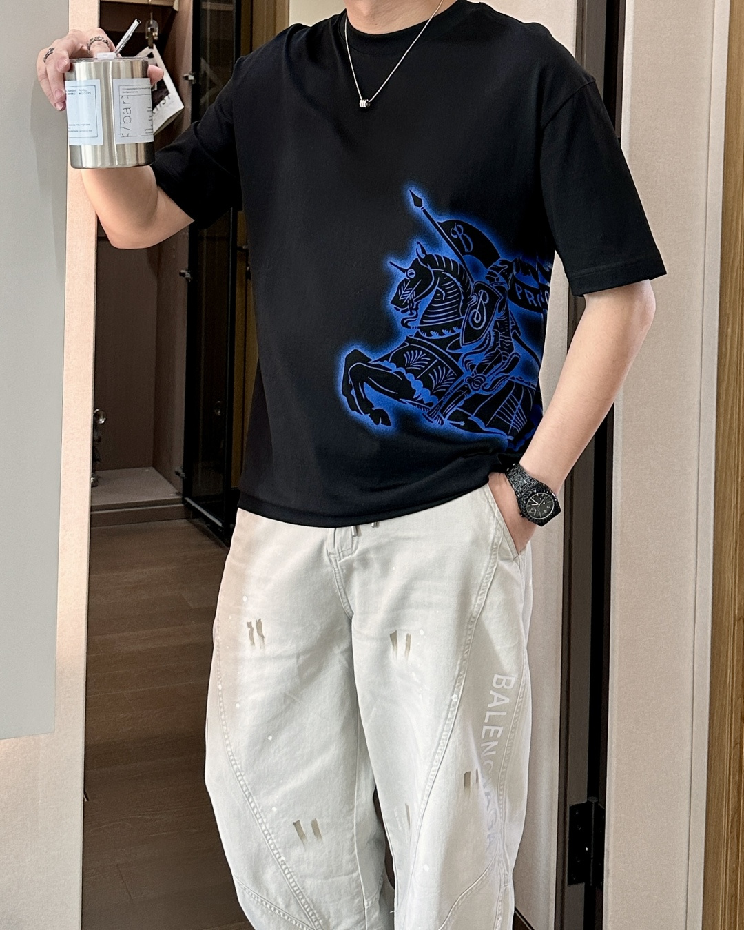 · Bur 2026春夏新款首发专柜最新款短袖T恤 高端订制 设计前卫时尚！品牌logo重工艺设计 高端