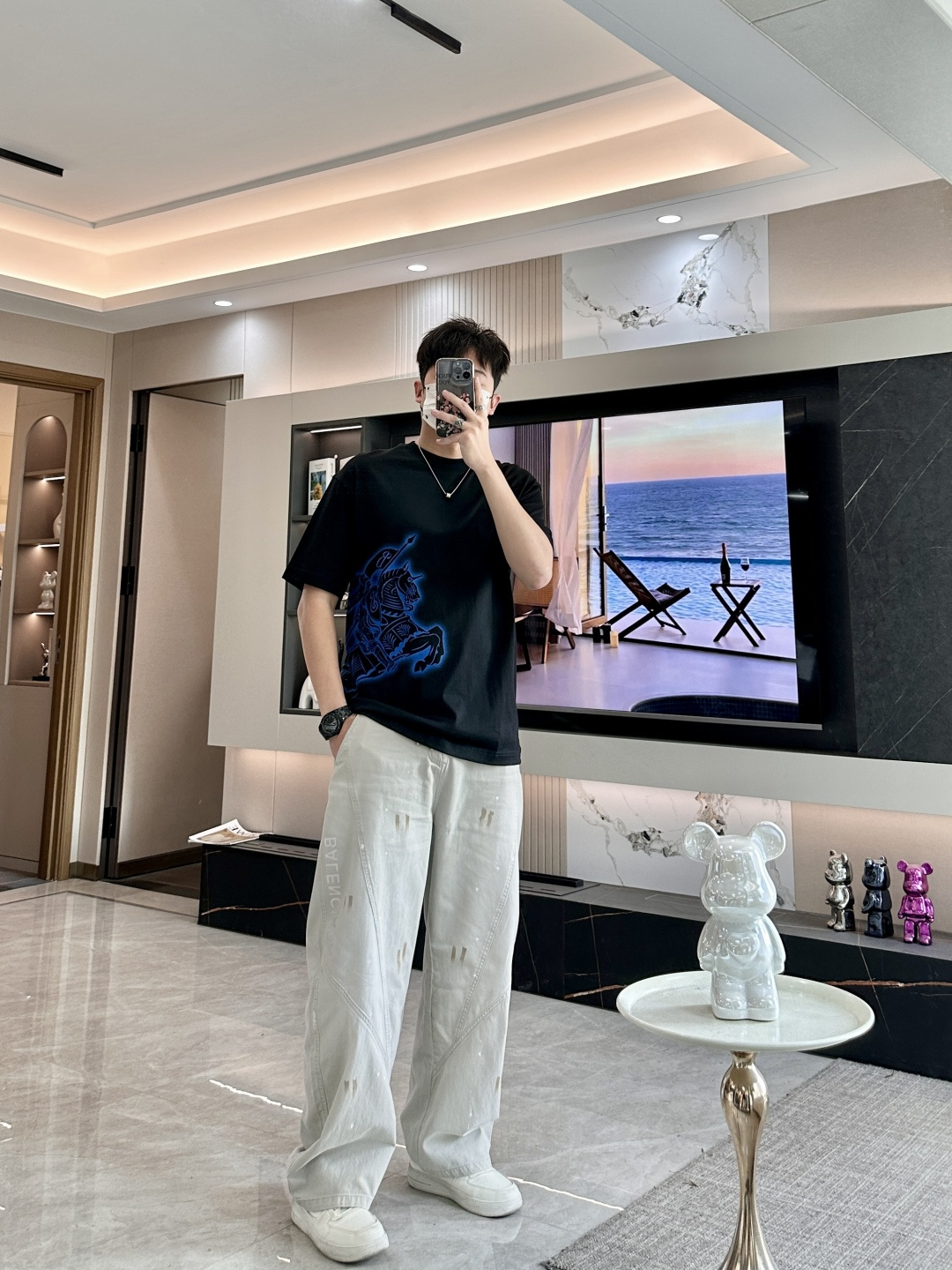 · Bur 2026春夏新款首发专柜最新款短袖T恤 高端订制 设计前卫时尚！品牌logo重工艺设计 高端