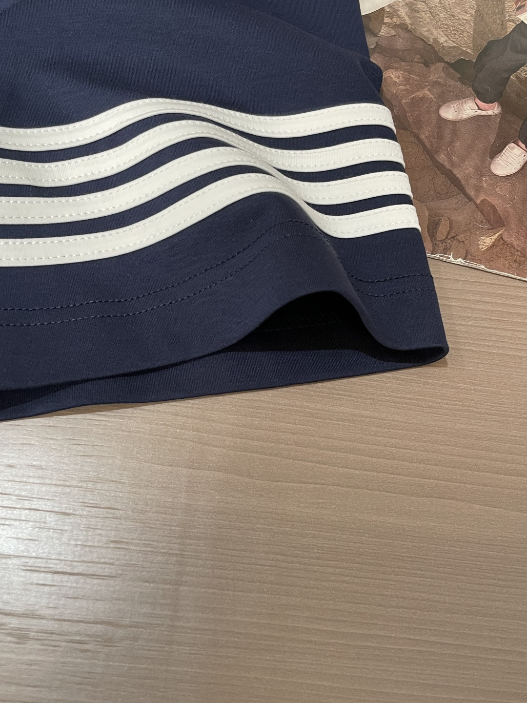 TB 2026春夏新款男士短袖T恤，全新升级百搭基础款，低调奢华，品格之选！甄选进口丝光棉打造而成，吸湿