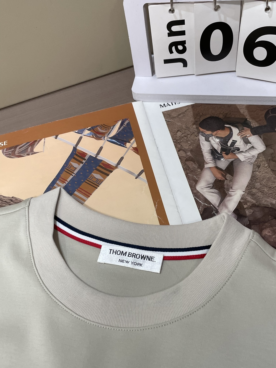 TB 2026春夏新款男士短袖T恤，全新升级百搭基础款，低调奢华，品格之选！甄选进口丝光棉打造而成，吸湿