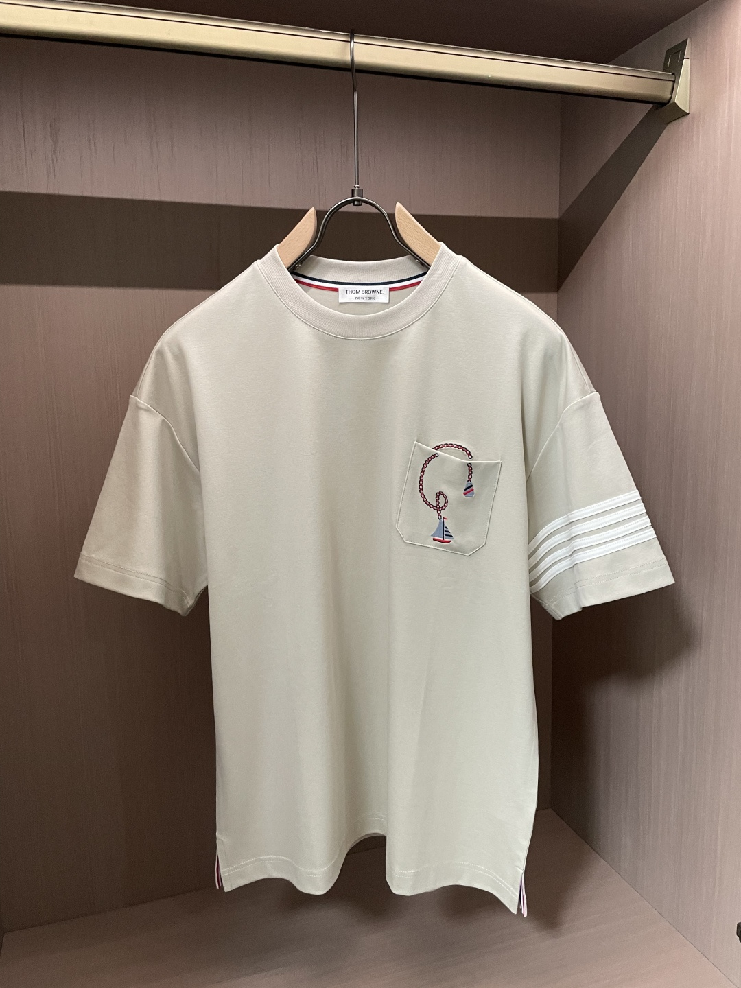 TB 2026春夏新款男士短袖T恤，全新升级百搭基础款，低调奢华，品格之选！甄选进口丝光棉打造而成，吸湿