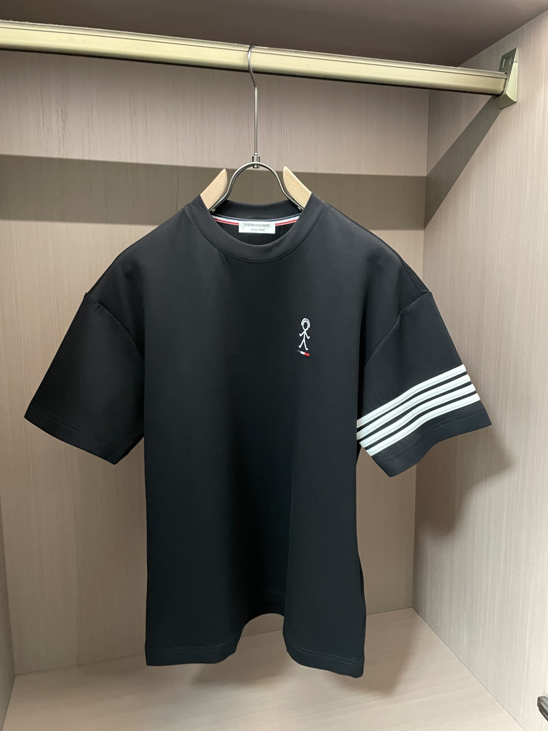 TB 2026春夏新款男士短袖T恤，全新升级百搭基础款，低调奢华，品格之选！甄选进口丝光棉打造而成，吸湿