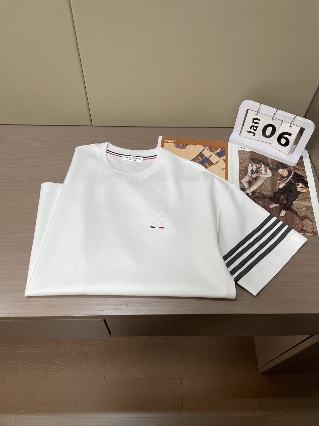 TB 2026春夏新款男士短袖T恤，全新升级百搭基础款，低调奢华，品格之选！甄选进口丝光棉打造而成，吸湿