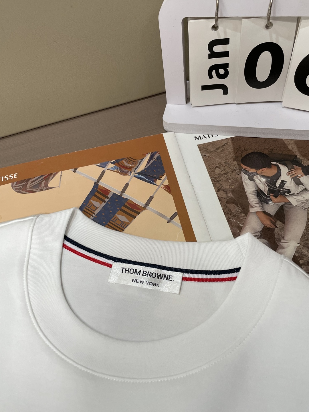 TB 2026春夏新款男士短袖T恤，全新升级百搭基础款，低调奢华，品格之选！甄选进口丝光棉打造而成，吸湿