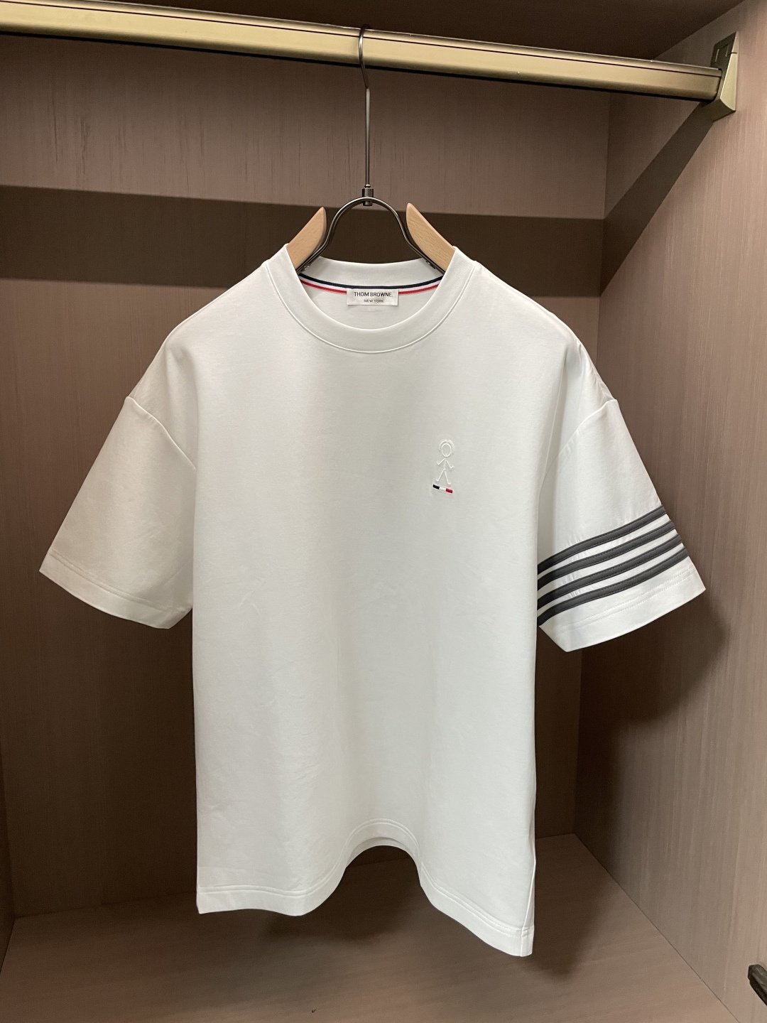 TB 2026春夏新款男士短袖T恤，全新升级百搭基础款，低调奢华，品格之选！甄选进口丝光棉打造而成，吸湿