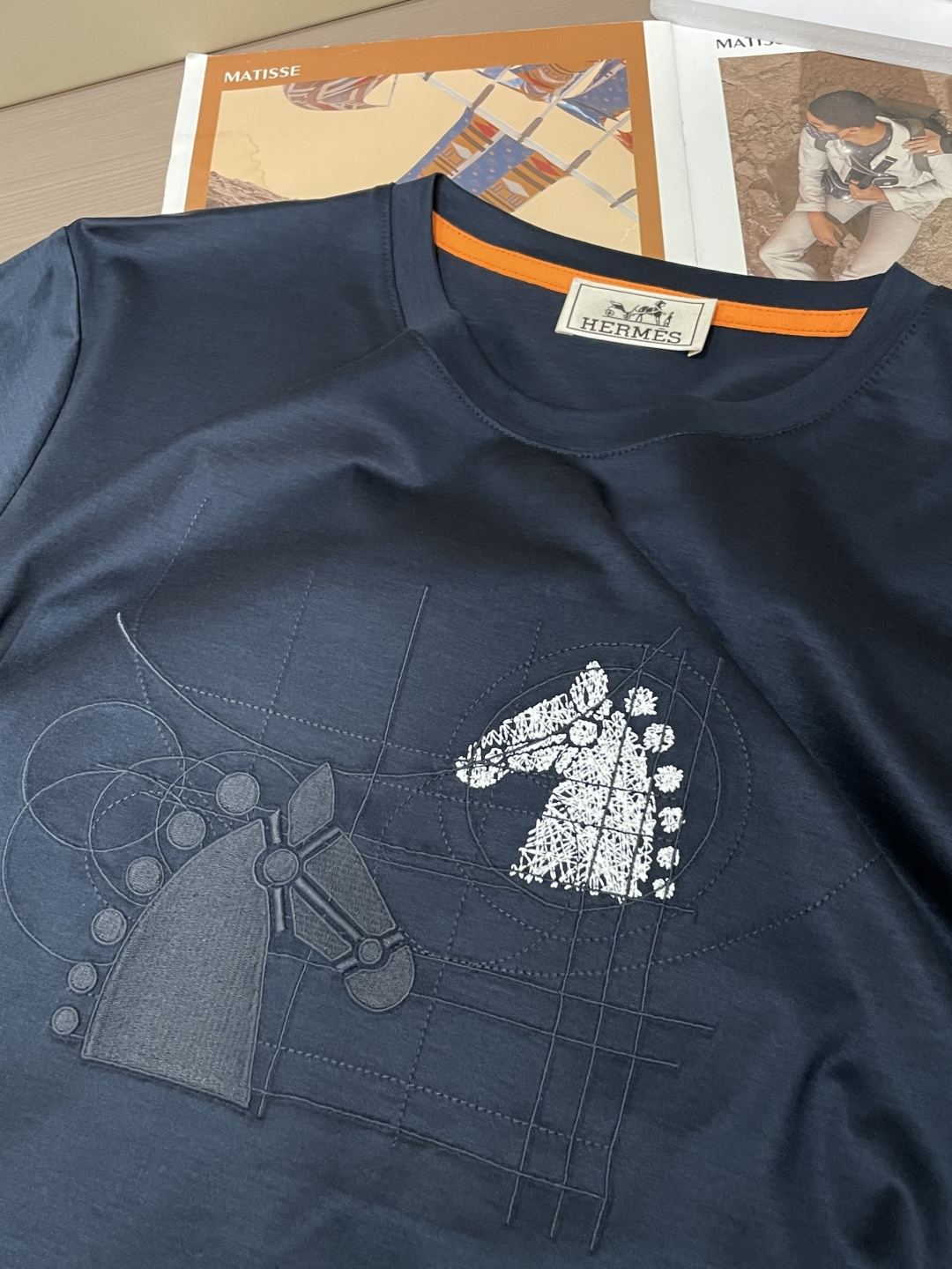 爱🐎仕 2026春夏新款男士短袖T恤，全新升级百搭基础款，低调奢华，品格之选！甄选进口丝光棉打造而成，吸