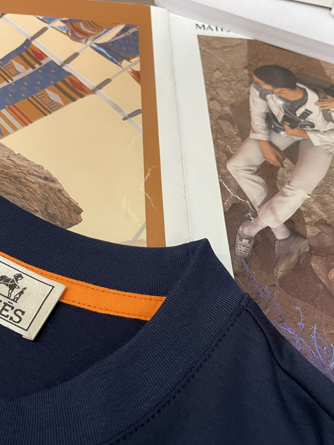 爱🐎仕 2026春夏新款男士短袖T恤，全新升级百搭基础款，低调奢华，品格之选！甄选进口丝光棉打造而成，吸