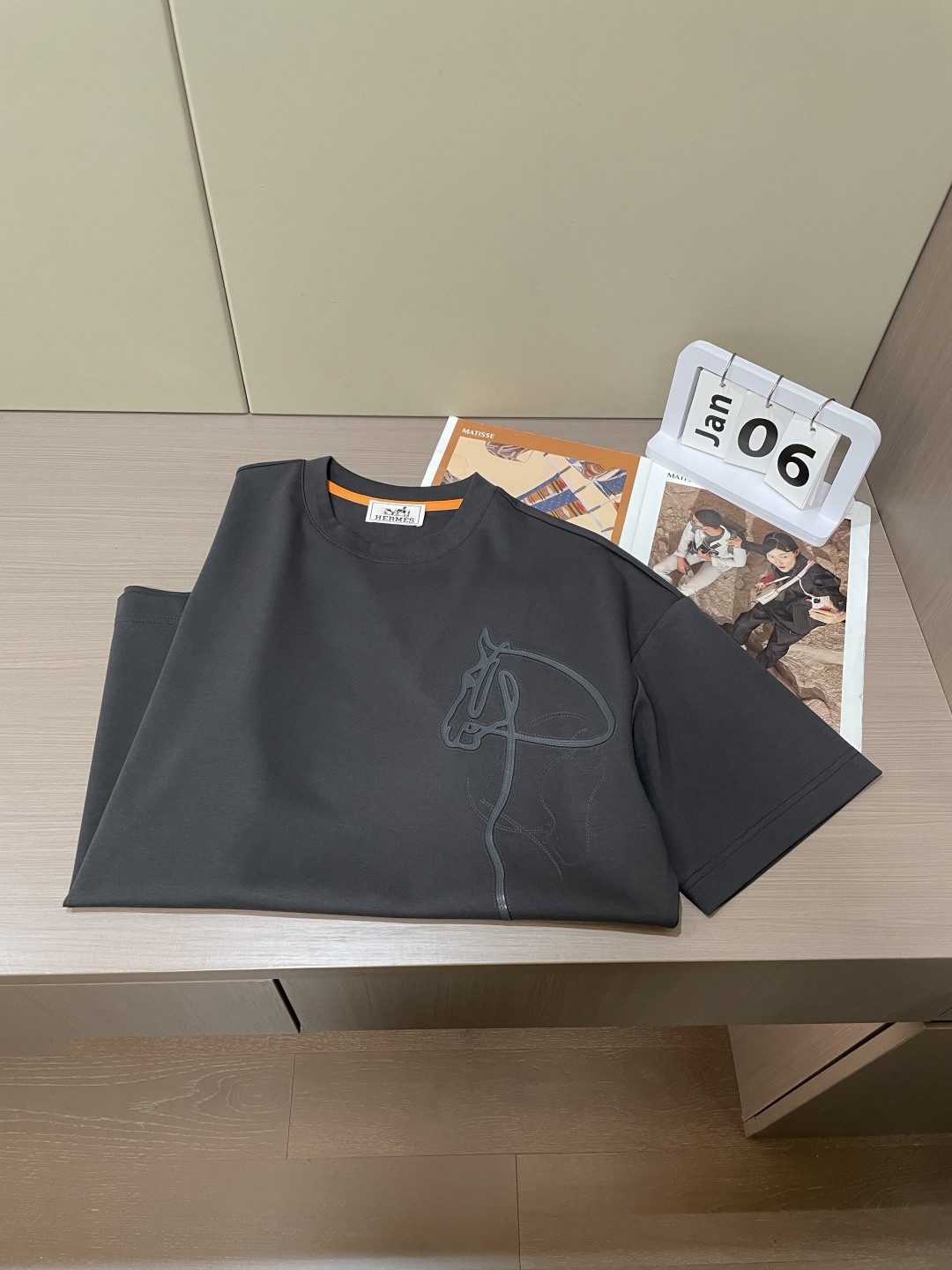 爱🐎仕 2026春夏新款男士短袖T恤，全新升级百搭基础款，低调奢华，品格之选！甄选进口丝光棉打造而成，吸