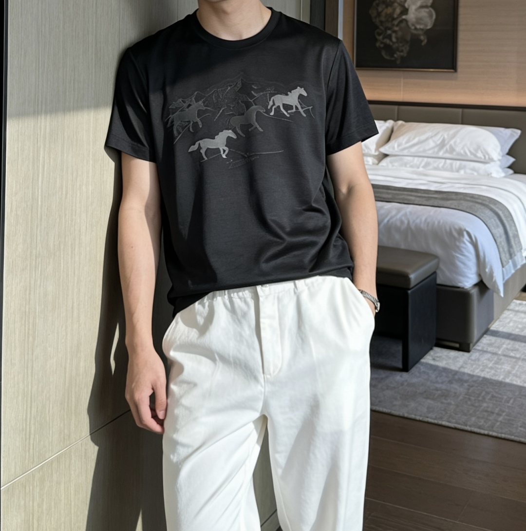 爱🐎仕 2026春夏新款男士短袖T恤，全新升级百搭基础款，低调奢华，品格之选！甄选进口丝光棉打造而成，吸