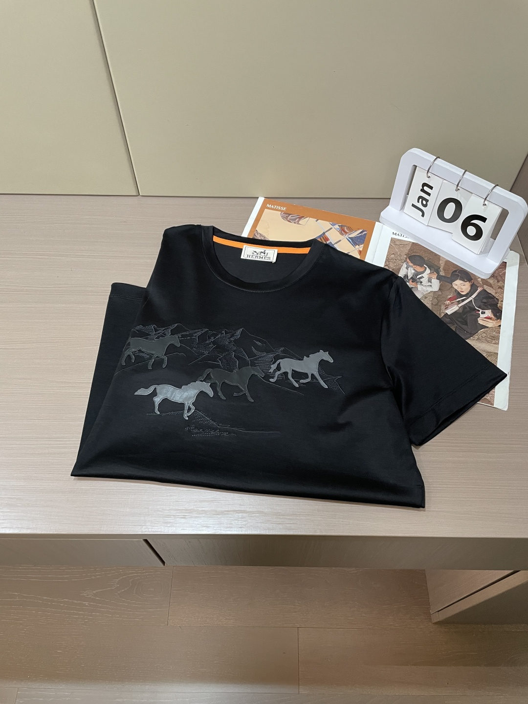 爱🐎仕 2026春夏新款男士短袖T恤，全新升级百搭基础款，低调奢华，品格之选！甄选进口丝光棉打造而成，吸