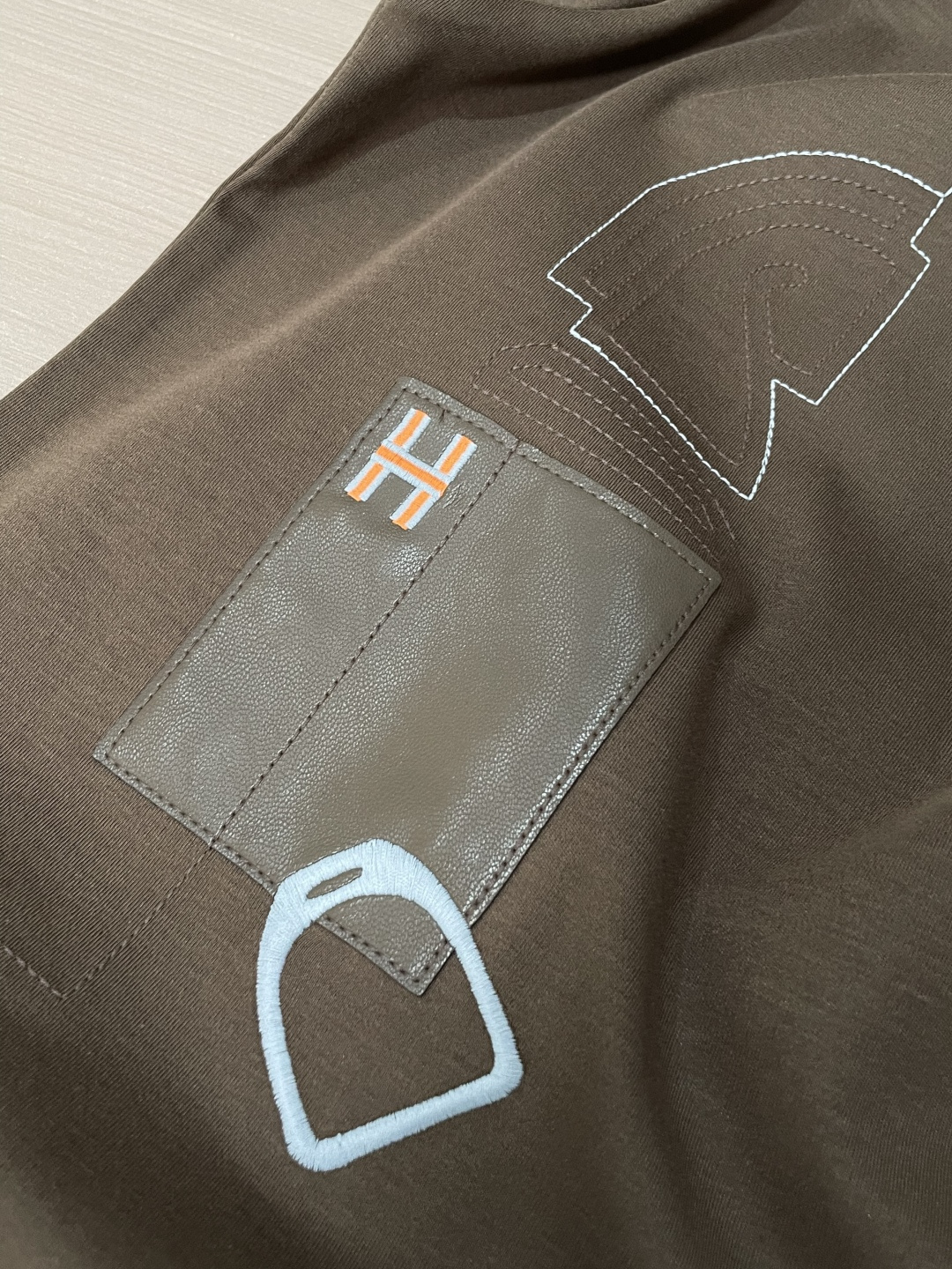 爱🐎仕 2026春夏新款男士短袖T恤，全新升级百搭基础款，低调奢华，品格之选！甄选进口丝光棉打造而成，吸