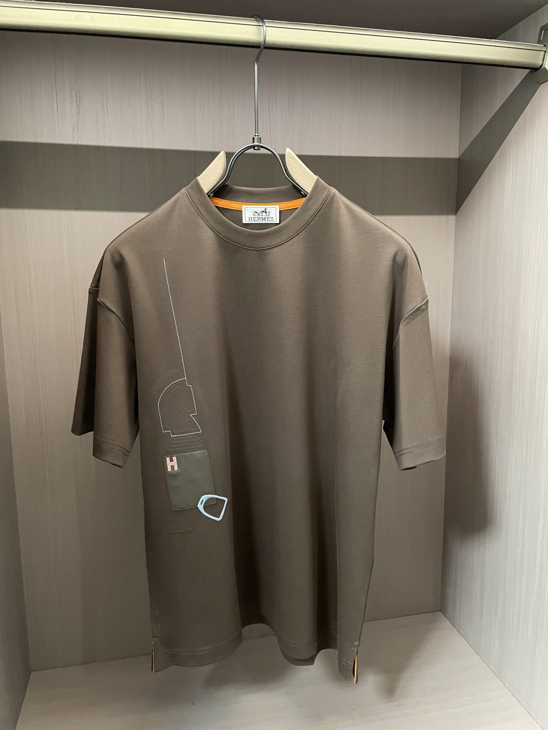 爱🐎仕 2026春夏新款男士短袖T恤，全新升级百搭基础款，低调奢华，品格之选！甄选进口丝光棉打造而成，吸