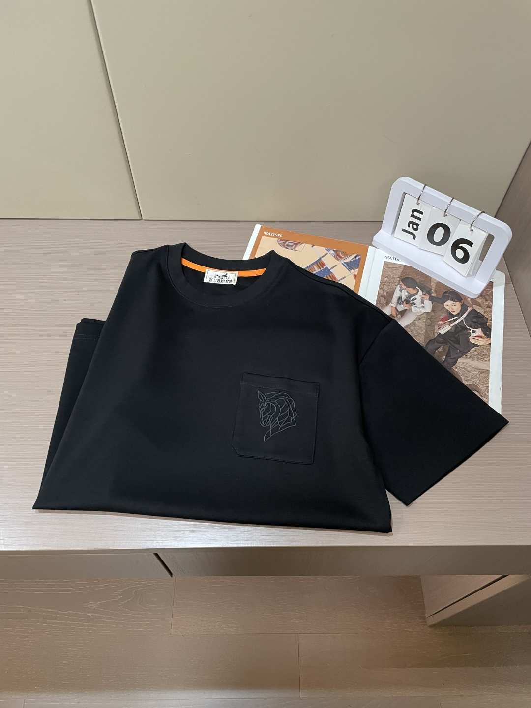 爱🐎仕 2026春夏新款男士短袖T恤，全新升级百搭基础款，低调奢华，品格之选！甄选进口丝光棉打造而成，吸