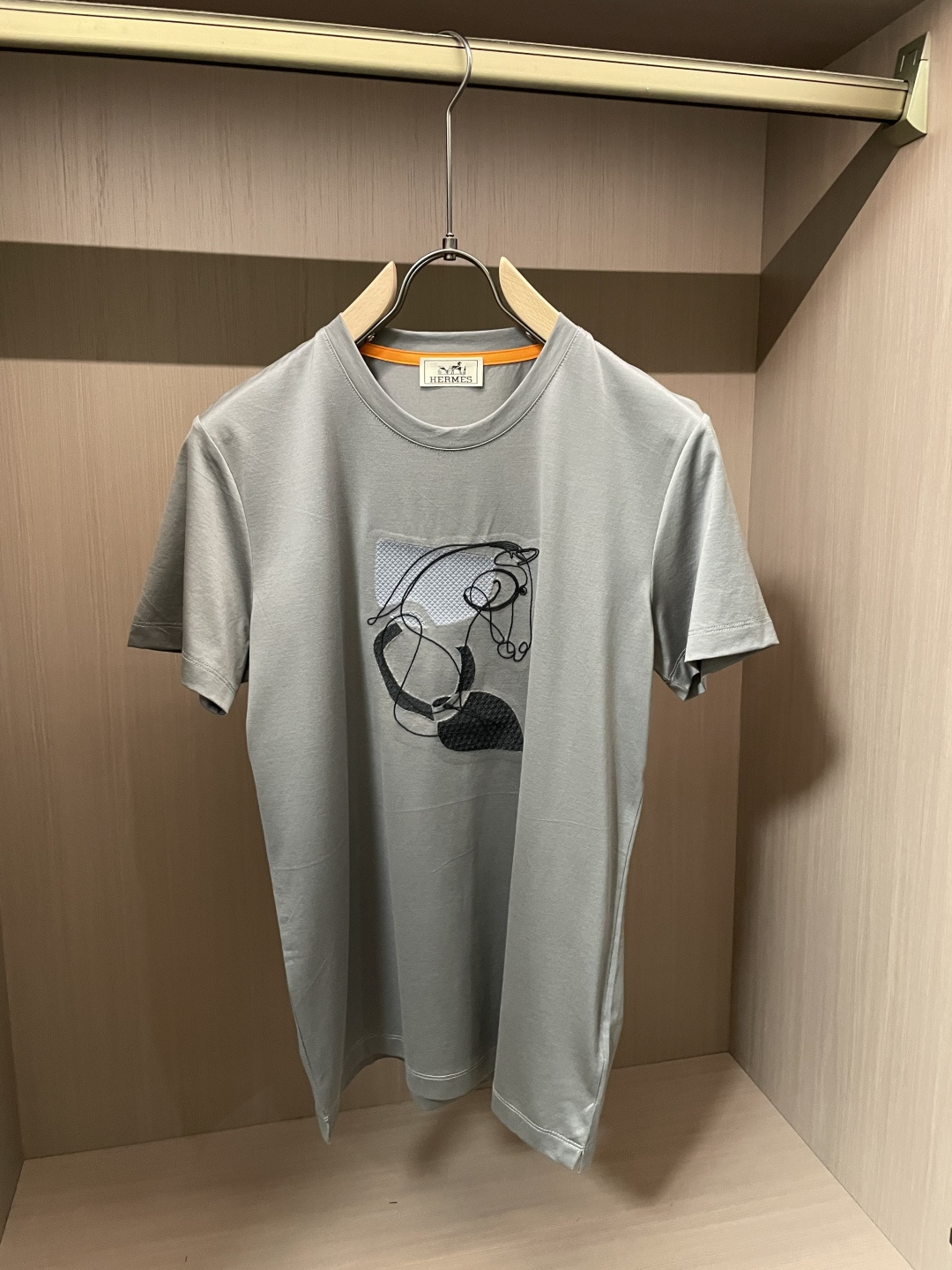 爱🐎仕 2026春夏新款男士短袖T恤，全新升级百搭基础款，低调奢华，品格之选！甄选进口丝光棉打造而成，吸