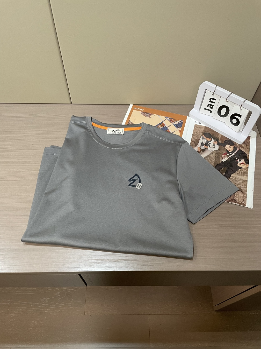 爱🐎仕 2026春夏新款男士短袖T恤，全新升级百搭基础款，低调奢华，品格之选！甄选进口丝光棉打造而成，吸