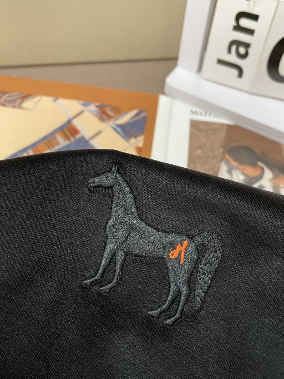 爱🐎仕 2026春夏新款男士短袖T恤，全新升级百搭基础款，低调奢华，品格之选！甄选进口丝光棉打造而成，吸