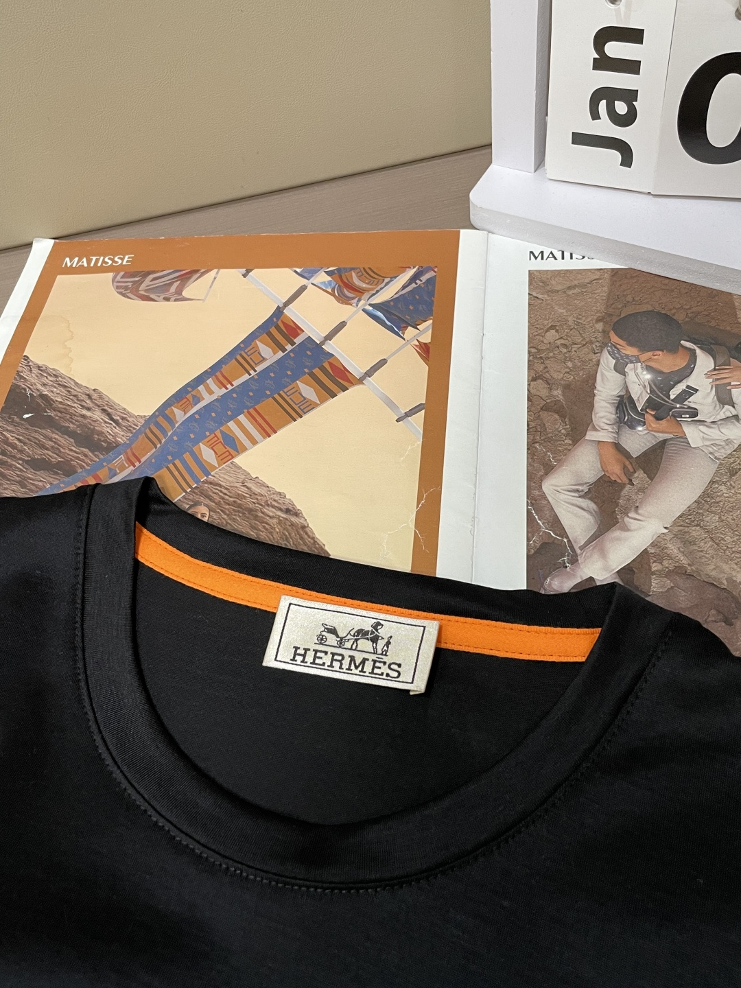 爱🐎仕 2026春夏新款男士短袖T恤，全新升级百搭基础款，低调奢华，品格之选！甄选进口丝光棉打造而成，吸