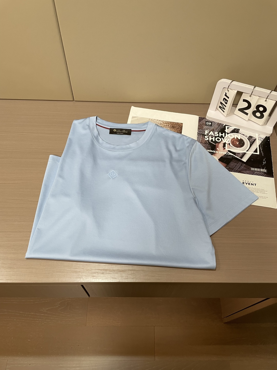 loro Piana家 2026春夏最新菱形字母绣标男士圆领T恤衫，精选全进口客供顶级丝光棉面料，胸前标