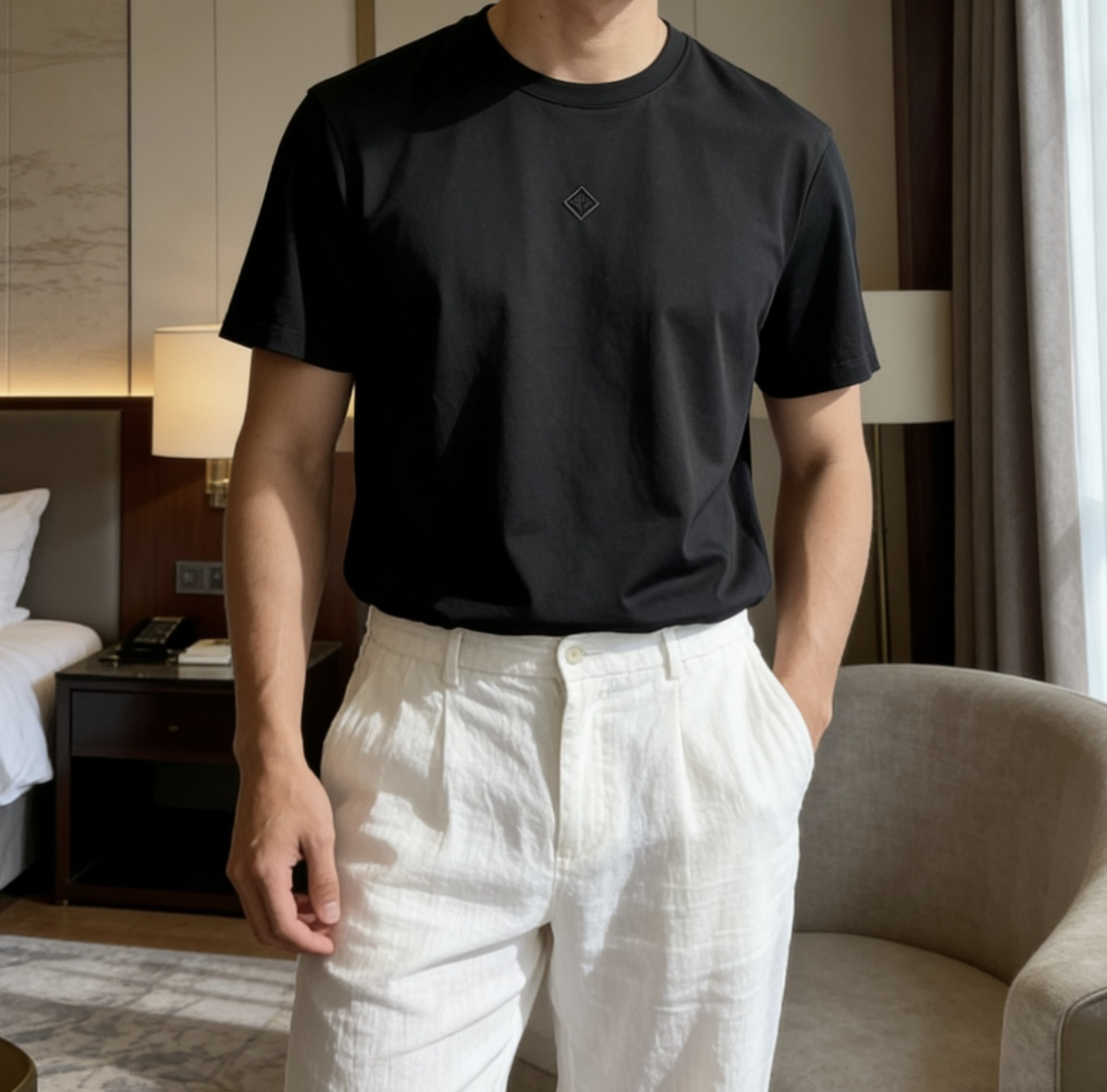 loro Piana家 2026春夏最新菱形字母绣标男士圆领T恤衫，精选全进口客供顶级丝光棉面料，胸前标
