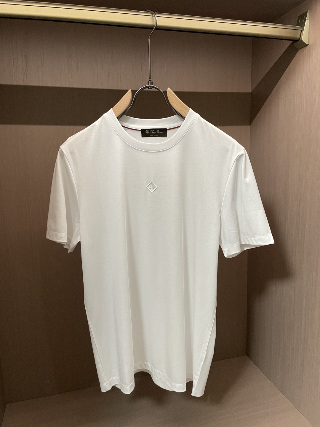 loro Piana家 2026春夏最新菱形字母绣标男士圆领T恤衫，精选全进口客供顶级丝光棉面料，胸前标