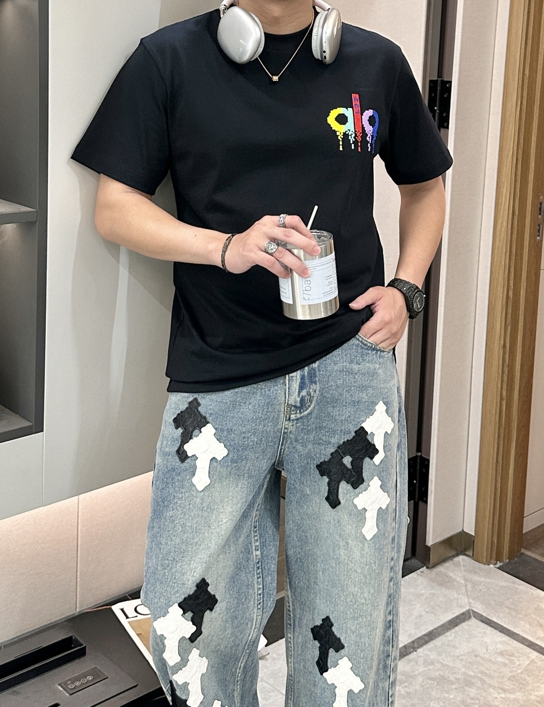 alo 2026春夏新款首发专柜最新款短袖圆领T恤 高端订制 设计前卫时尚！品牌logo重工艺设计 高端