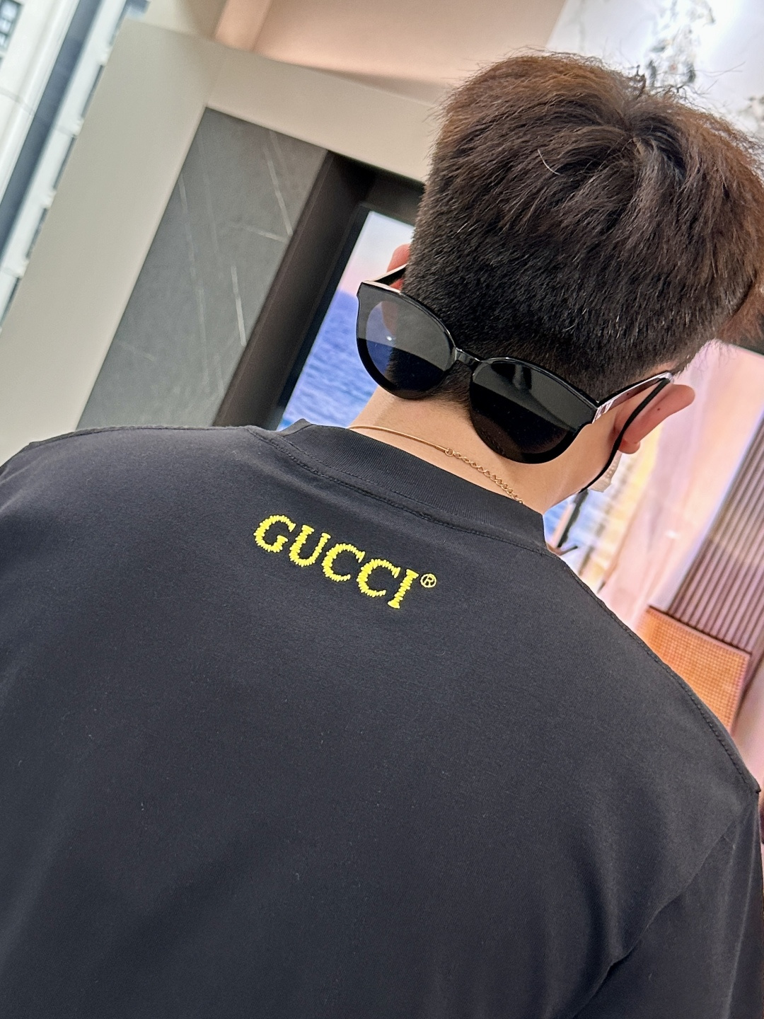 Gucc 2026春夏新款首发专柜最新款短袖圆领T恤 高端订制 设计前卫时尚！品牌logo重工艺设计 高