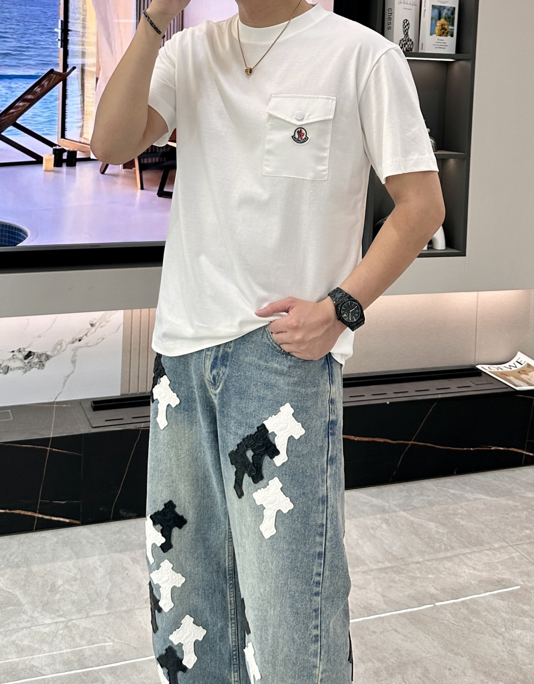 蒙口 2026春夏新款首发专柜最新款短袖圆领T恤 高端订制 设计前卫时尚！品牌logo重工艺设计 高端定