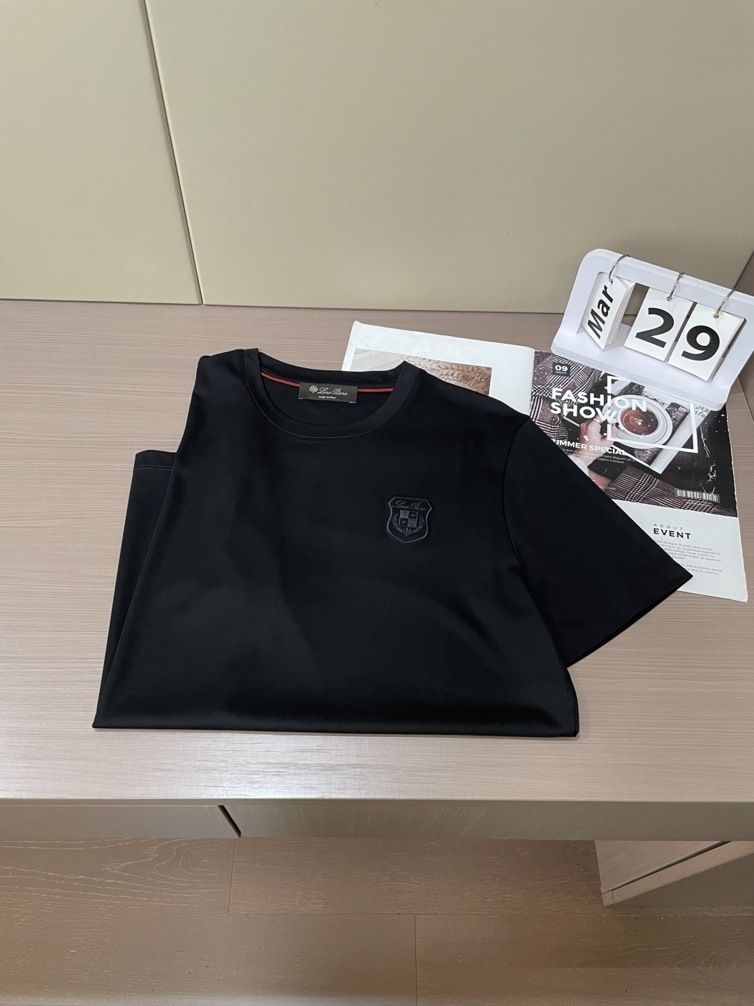 loro Piana家 2026春夏最新盾牌🛡️男士圆领T恤衫，精选全进口客供顶级丝光棉面料，胸前标志性