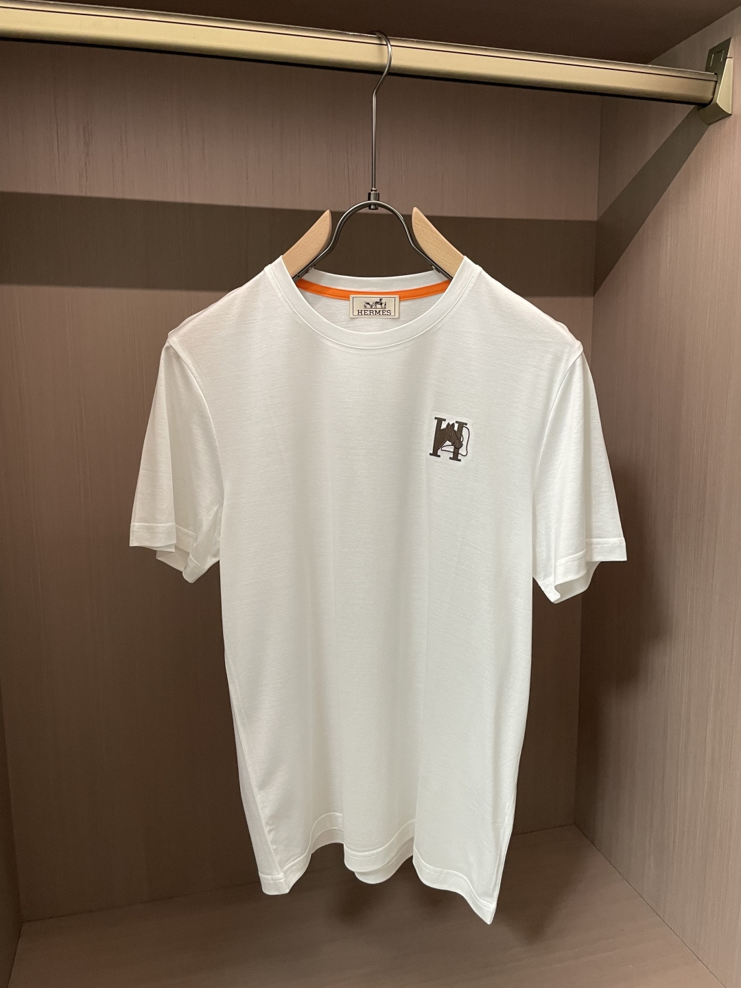 爱*仕 26ss春夏最新男士圆领T恤衫，胸前极经典H➕马头🐴图案设计 带来强烈的视觉感官，品牌标识度极高